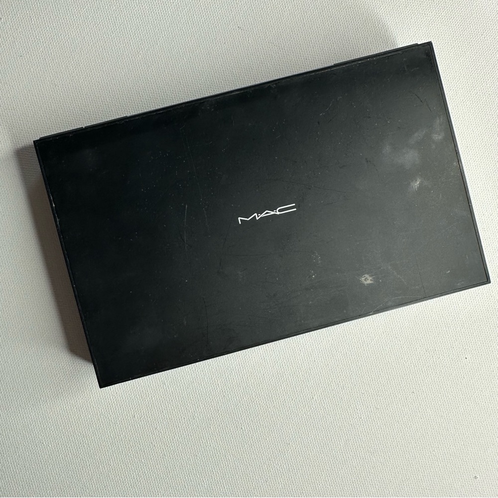 MAC Refillable Palette
